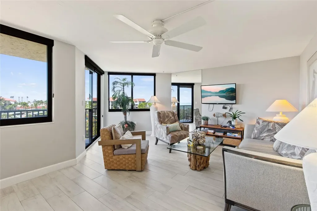 6266 Midnight Pass Road Sarasota FL 34242