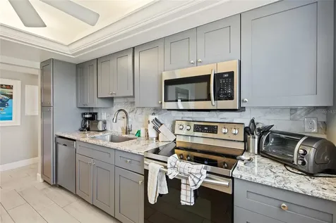 6266 Midnight Pass Road Sarasota FL 34242