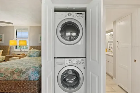 6266 Midnight Pass Road Sarasota FL 34242