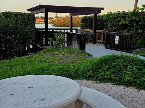 6266 Midnight Pass Road Sarasota FL 34242