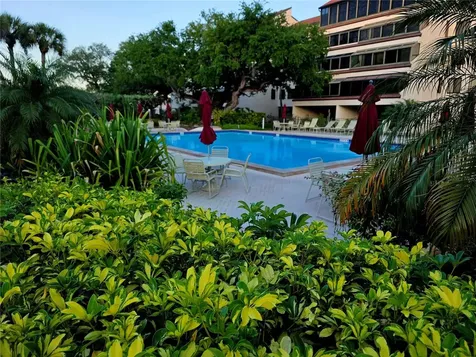 6266 Midnight Pass Road Sarasota FL 34242