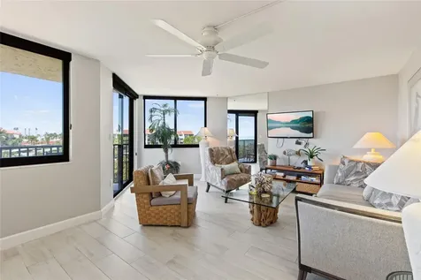6266 Midnight Pass Road Sarasota FL 34242