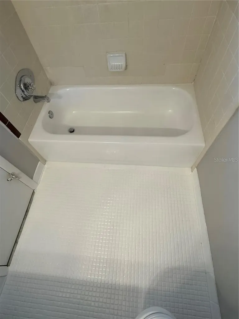 4313 SW 68 Terrace Gainesville FL 32608