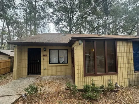 4313 SW 68 Terrace Gainesville FL 32608