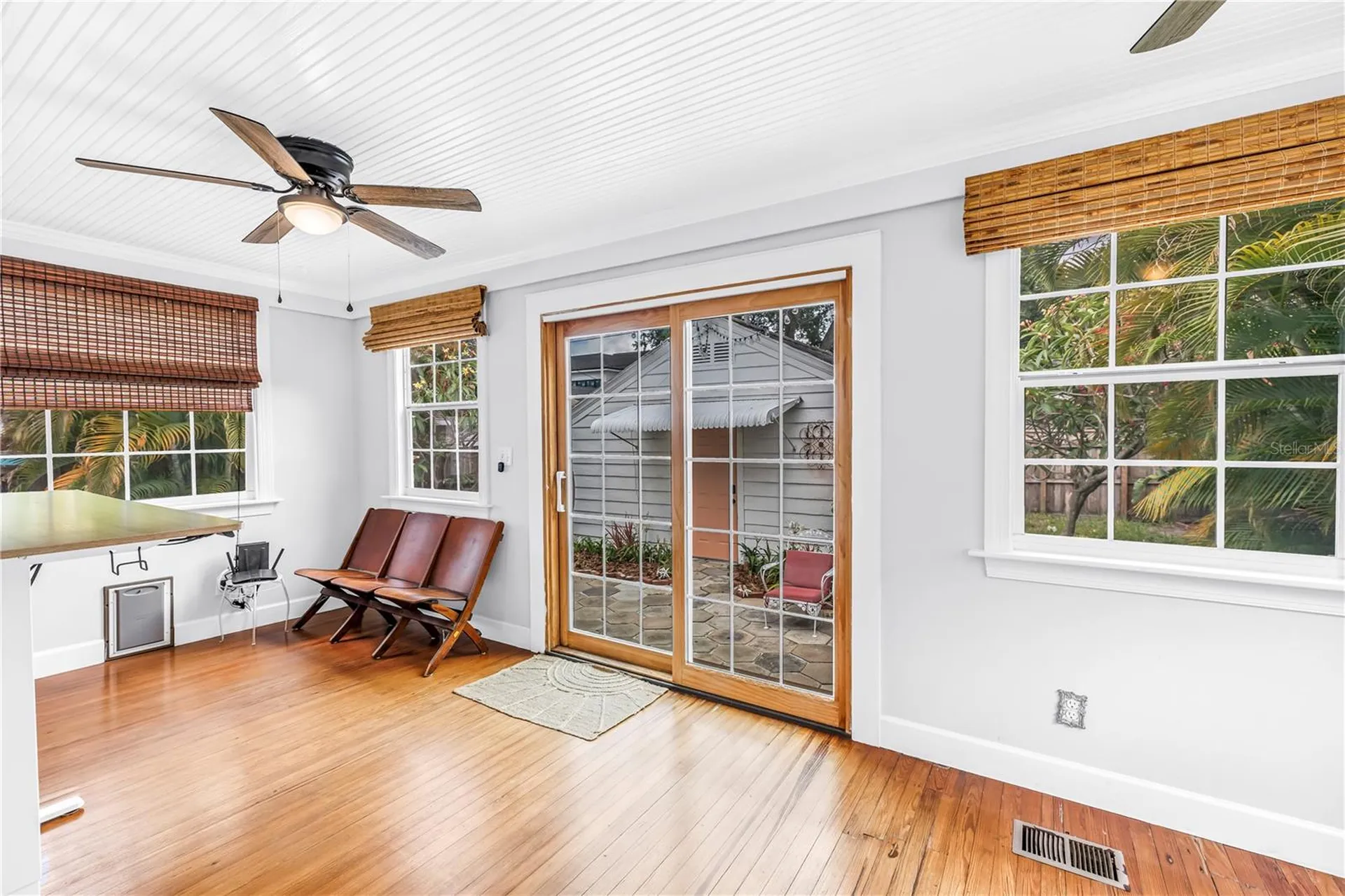 316 18th Avenue NE St Petersburg FL 33704