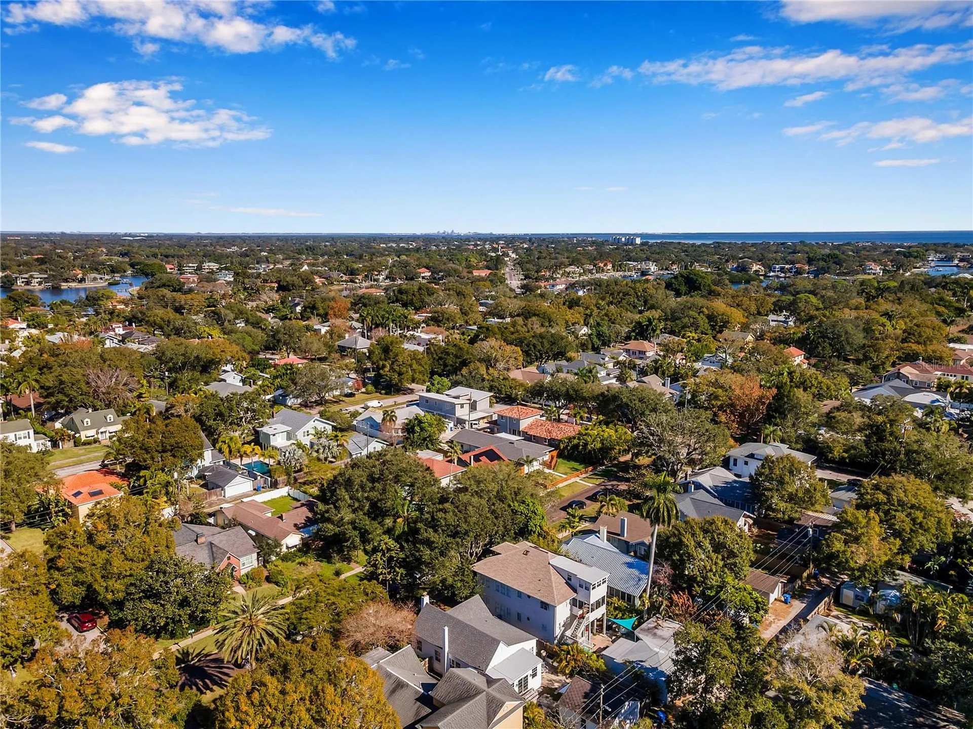 316 18th Avenue NE St Petersburg FL 33704