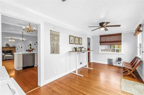 316 18th Avenue NE St Petersburg FL 33704