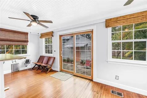 316 18th Avenue NE St Petersburg FL 33704