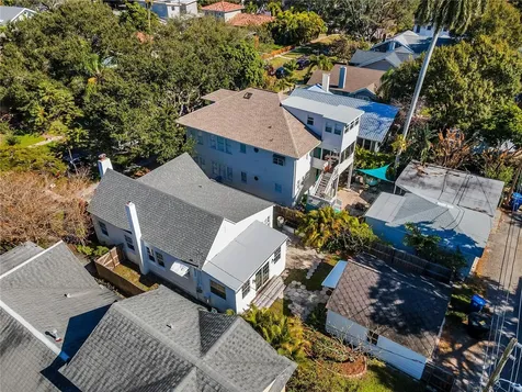 316 18th Avenue NE St Petersburg FL 33704