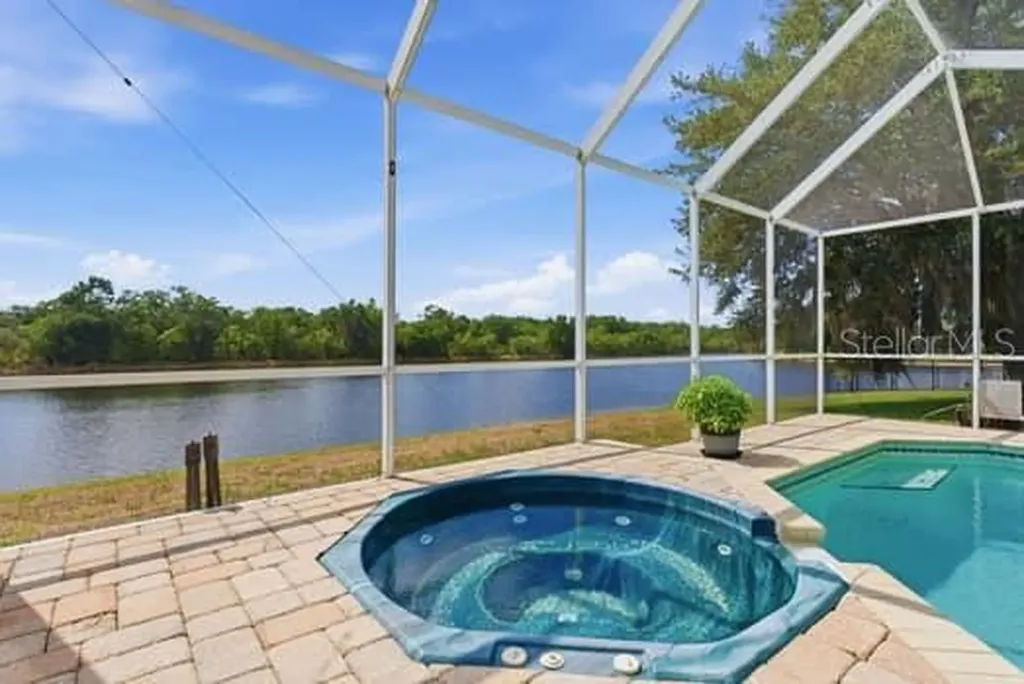 6113 Cognac Circle Lutz FL 33558