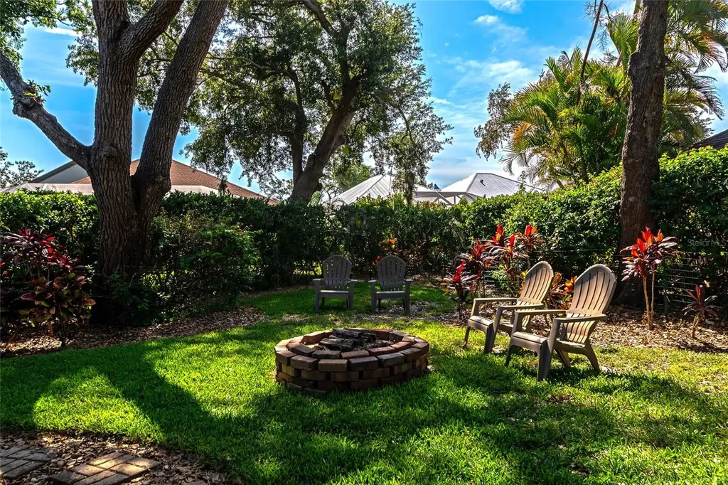 309 Americas Cup Boulevard Bradenton FL 34208