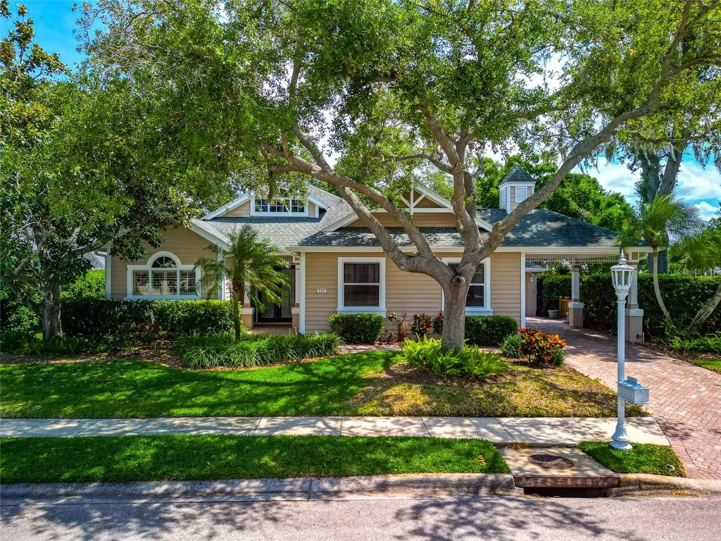 309 Americas Cup Boulevard Bradenton FL 34208