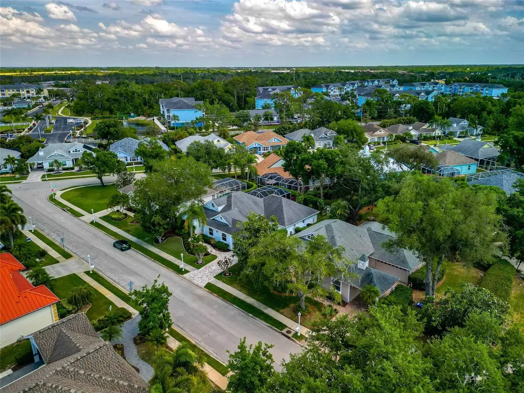309 Americas Cup Boulevard Bradenton FL 34208