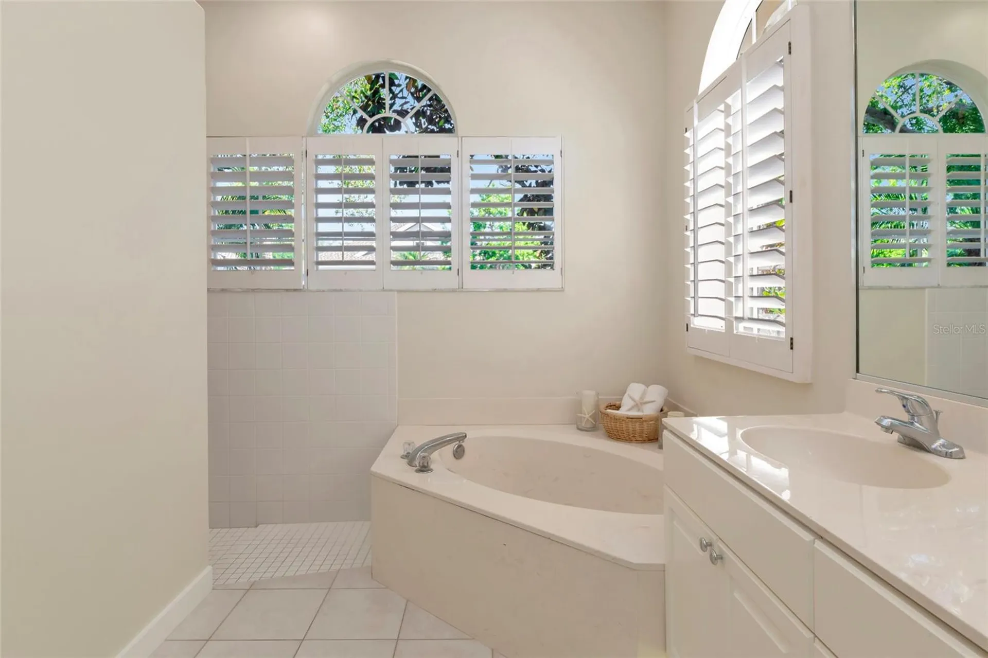 309 Americas Cup Boulevard Bradenton FL 34208