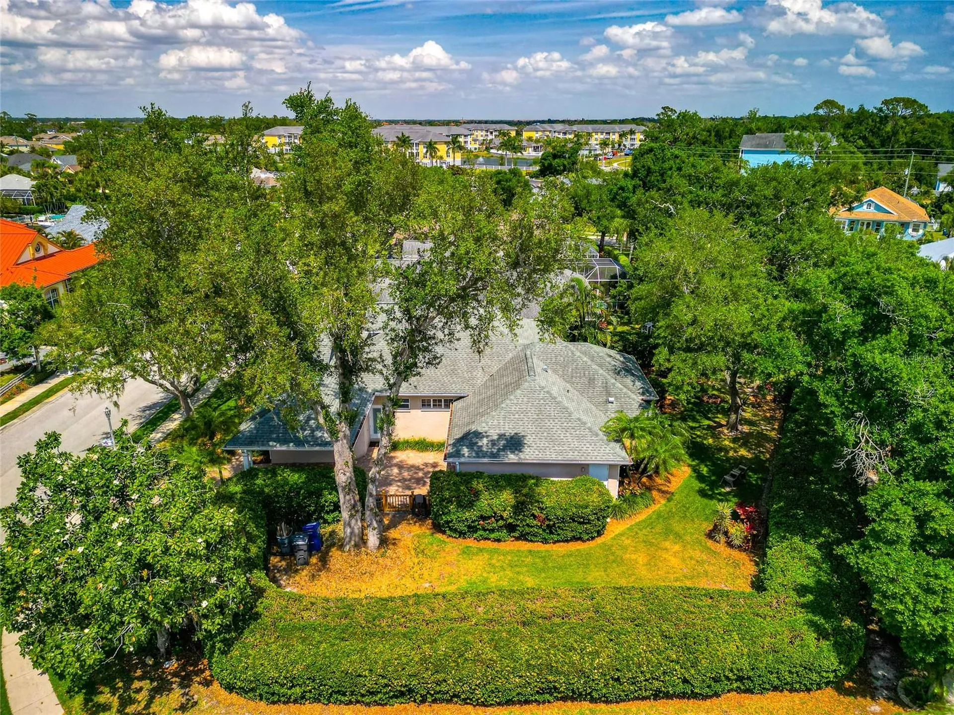 309 Americas Cup Boulevard Bradenton FL 34208