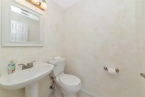 309 Americas Cup Boulevard Bradenton FL 34208
