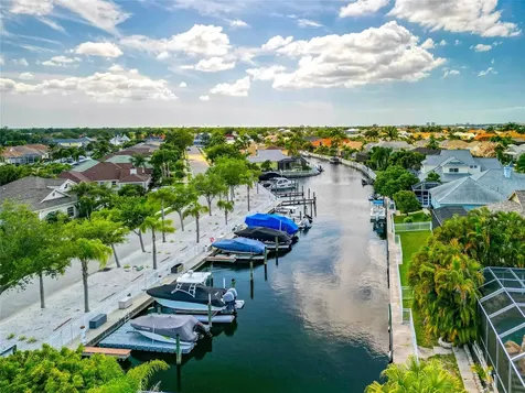 309 Americas Cup Boulevard Bradenton FL 34208