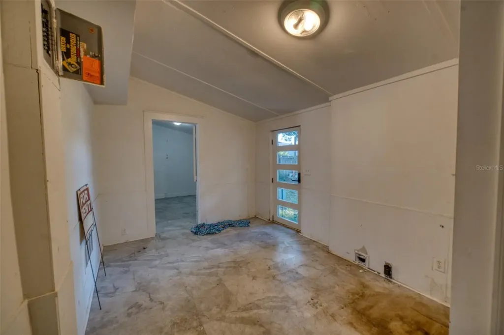 128 Avenue D SW Winter Haven FL 33880