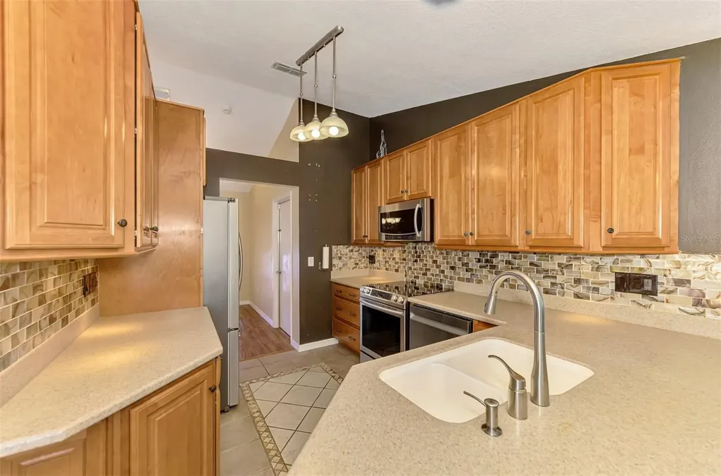 7805 38th Court E Sarasota FL 34243