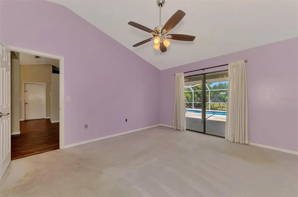 7805 38th Court E Sarasota FL 34243