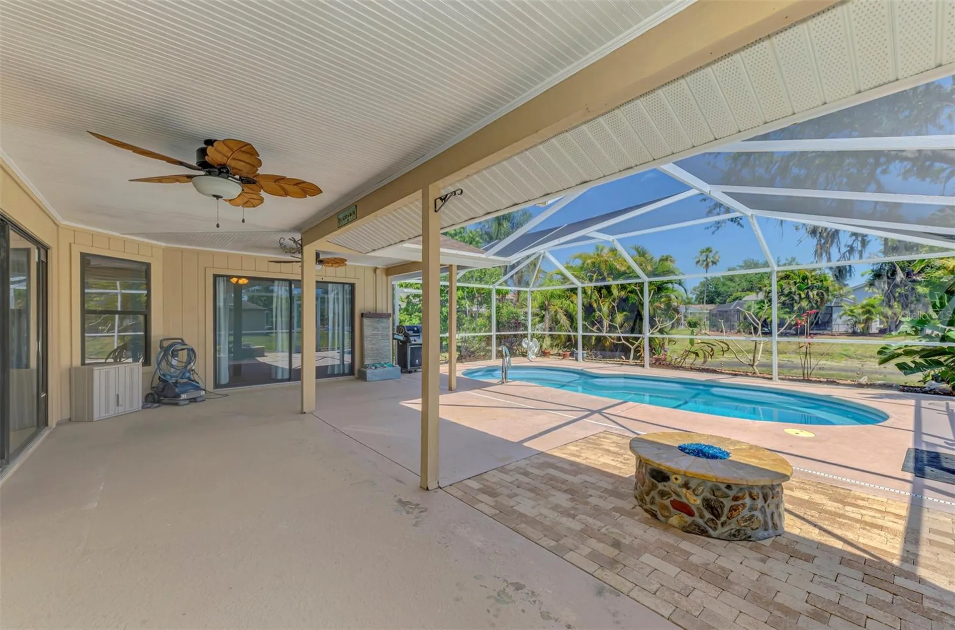 7805 38th Court E Sarasota FL 34243