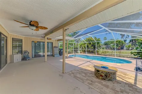 7805 38th Court E Sarasota FL 34243