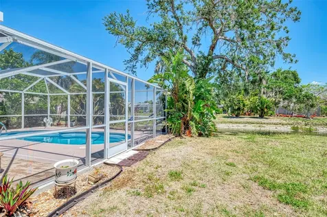 7805 38th Court E Sarasota FL 34243