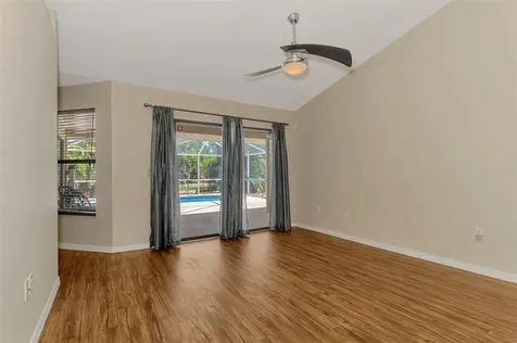 7805 38th Court E Sarasota FL 34243