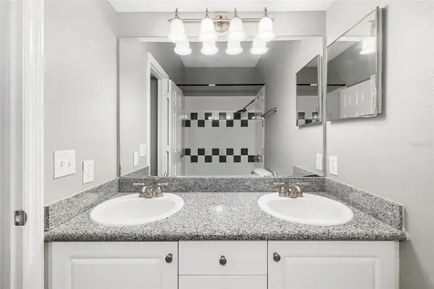 7653 Plantation Circle Bradenton FL 34201
