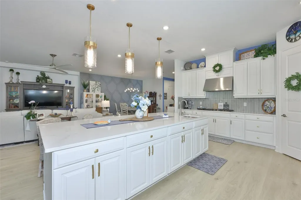 5512 Caserta Court Palmetto FL 34221