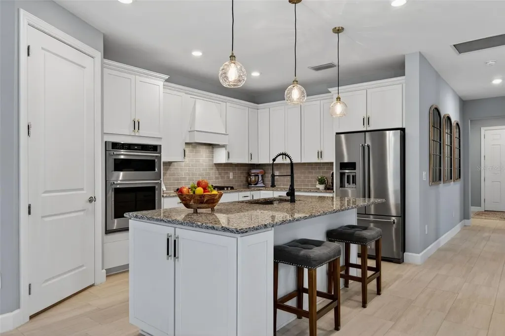 10060 Coral Shore Drive Englewood FL 34223