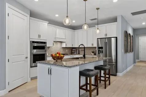 10060 Coral Shore Drive Englewood FL 34223