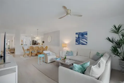 5290 Hyland Hills Avenue Sarasota FL 34241