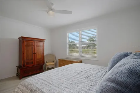 5290 Hyland Hills Avenue Sarasota FL 34241