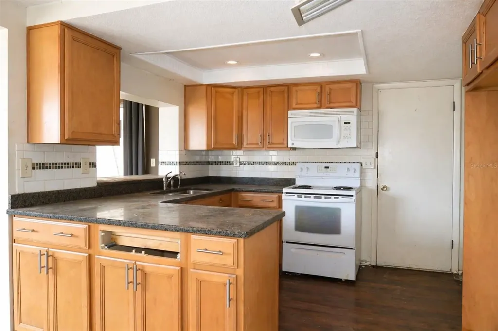 4011 Grayton Drive New Port Richey FL 34652