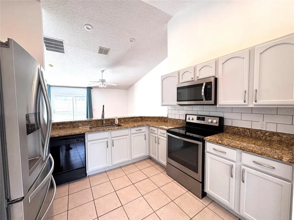 205 Paradise Woods Place Davenport FL 33896