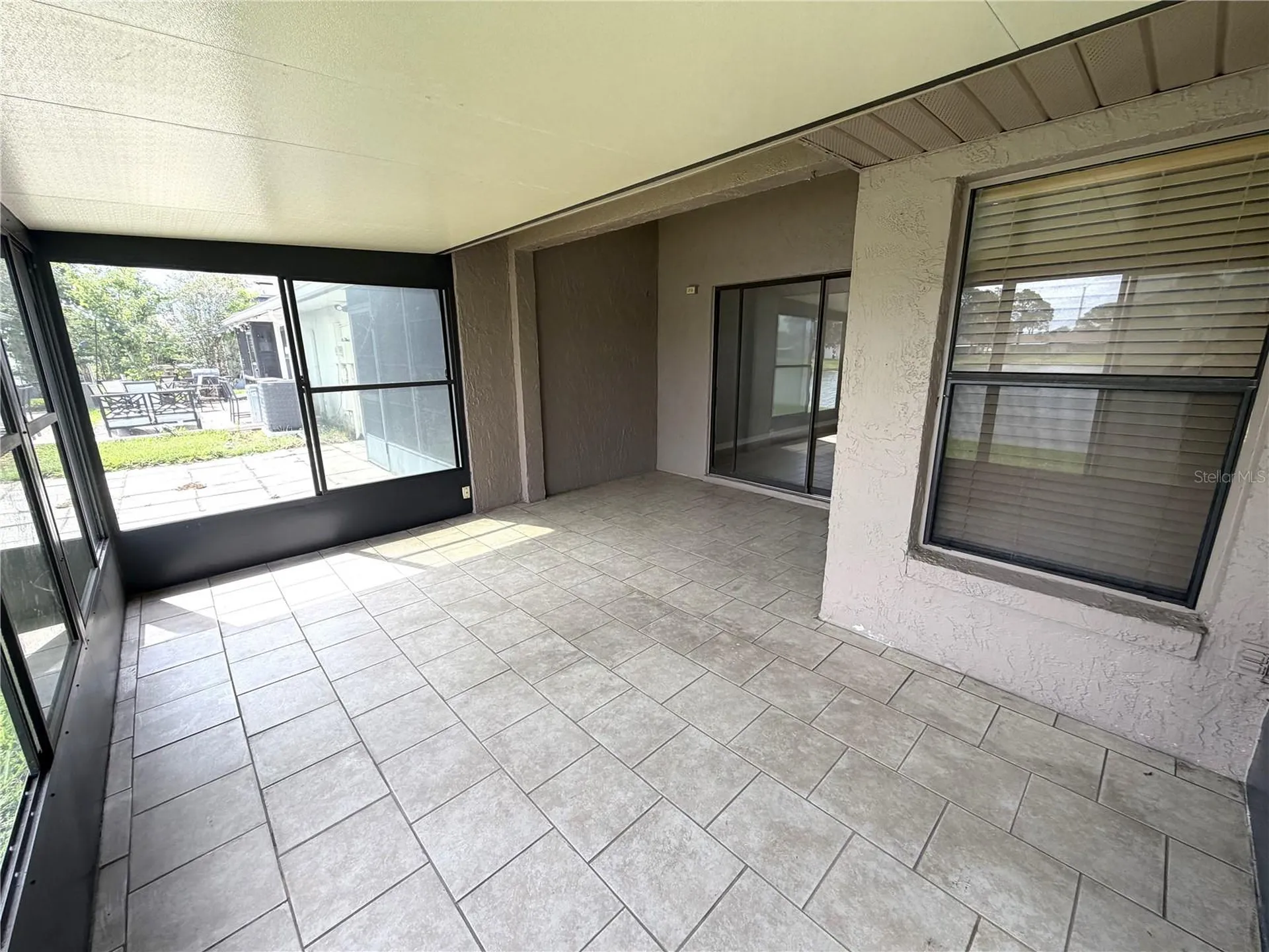 50 Lakepointe Circle Kissimmee FL 34743