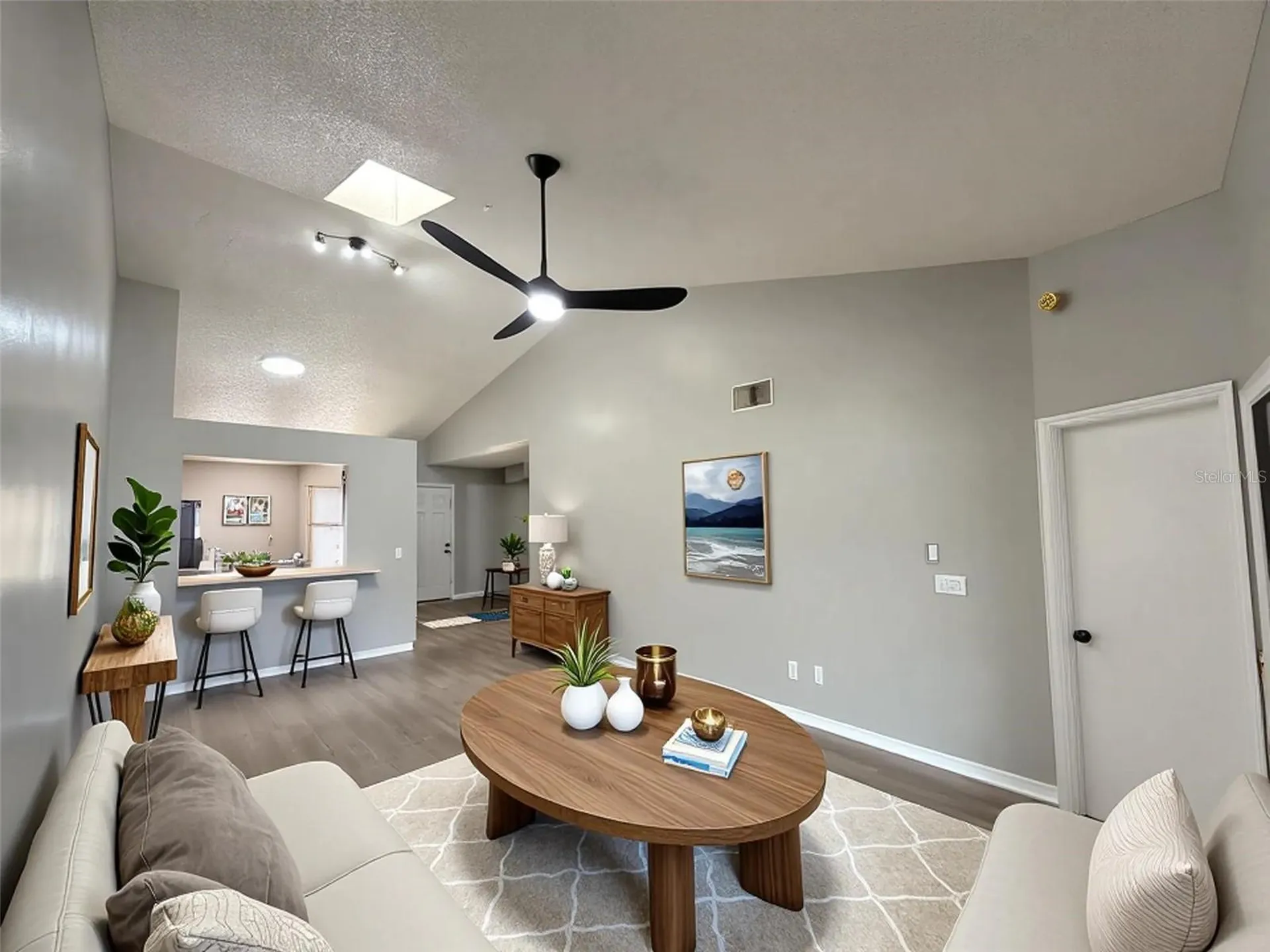 50 Lakepointe Circle Kissimmee FL 34743