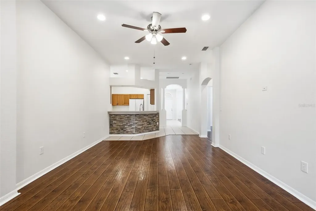 15511 Montilla Loop Tampa FL 33625