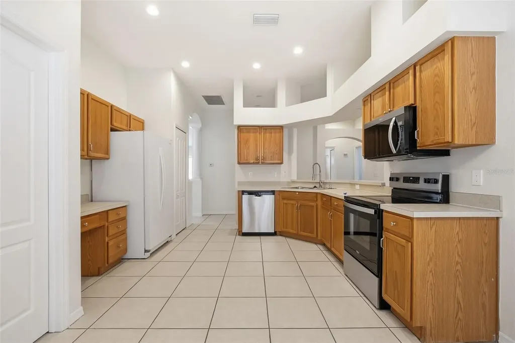 15511 Montilla Loop Tampa FL 33625