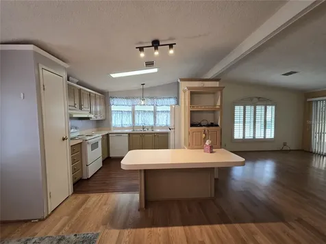 4122 Greenbluff Road Zellwood FL 32798