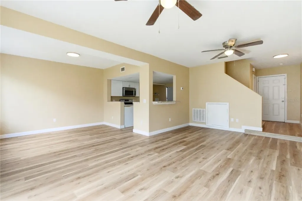 623 Coconut Palm Way Davenport FL 33897