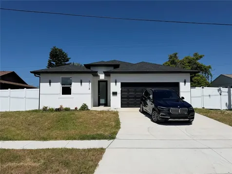 2713 San Luis Road Holiday FL 34691