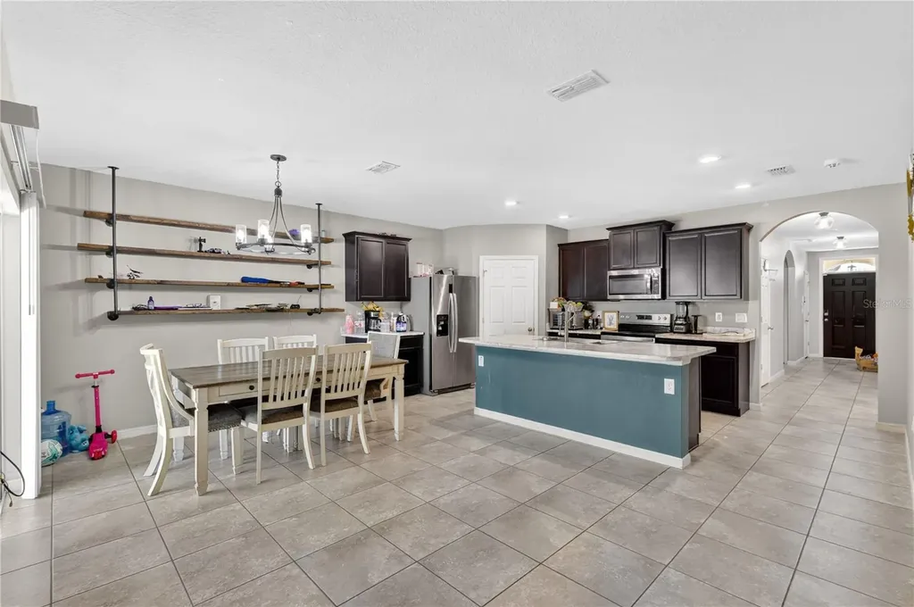 941 Century Avenue SE Palm Bay FL 32909