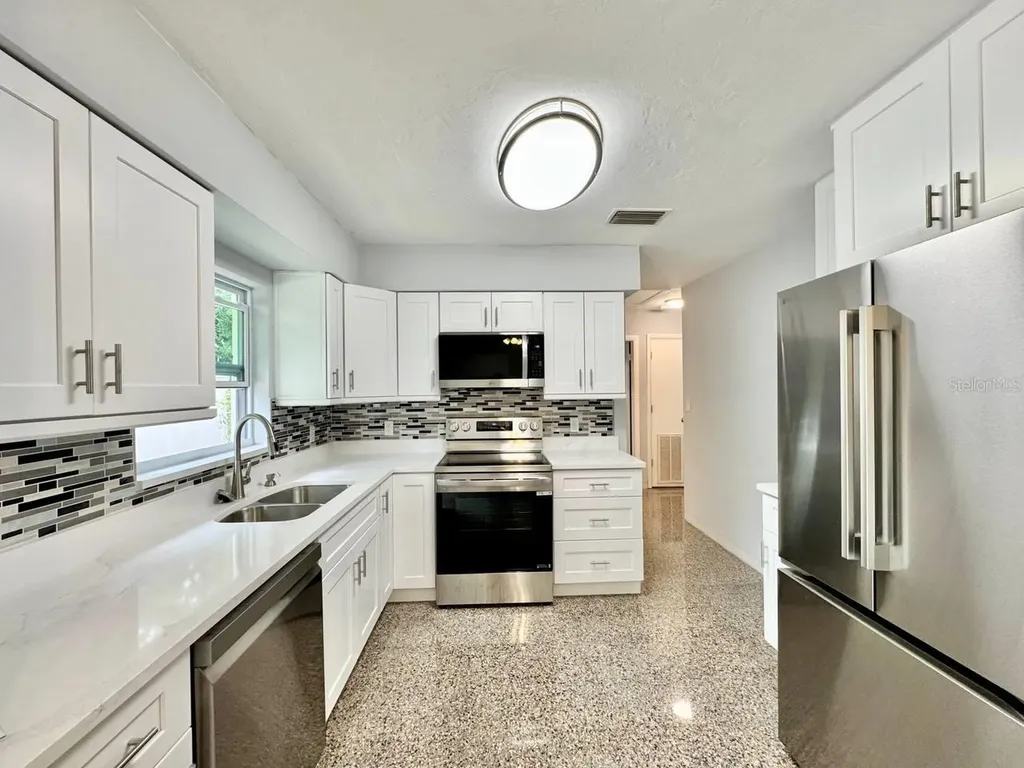 10932 104th Avenue Largo FL 33778