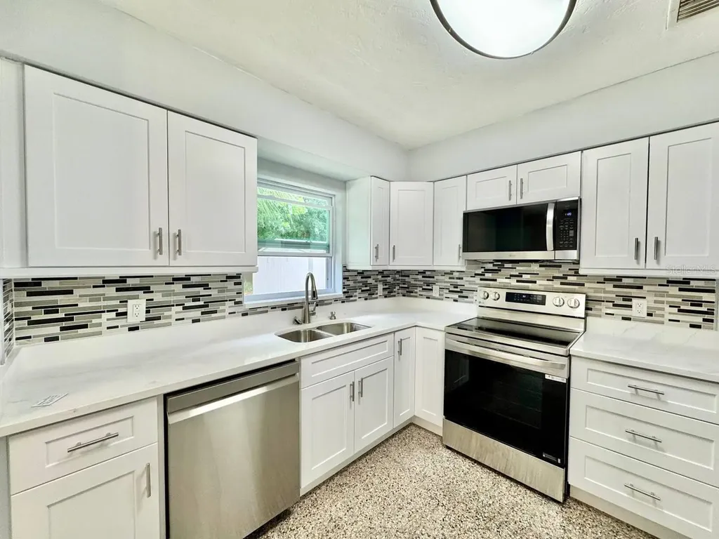 10932 104th Avenue Largo FL 33778