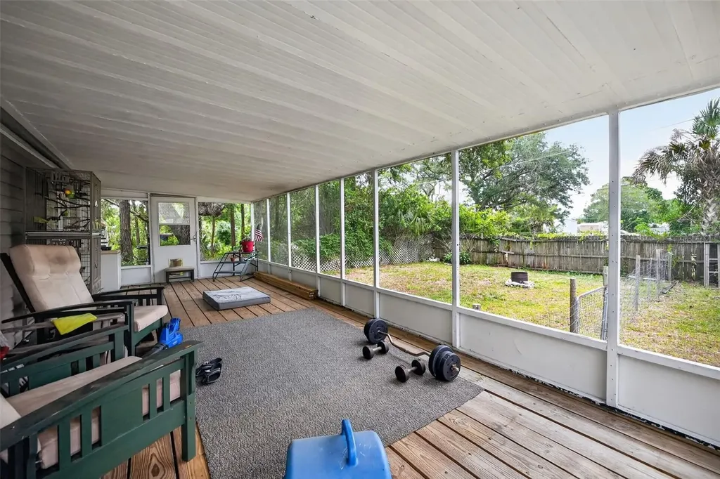 163 West Street Oak Hill FL 32759