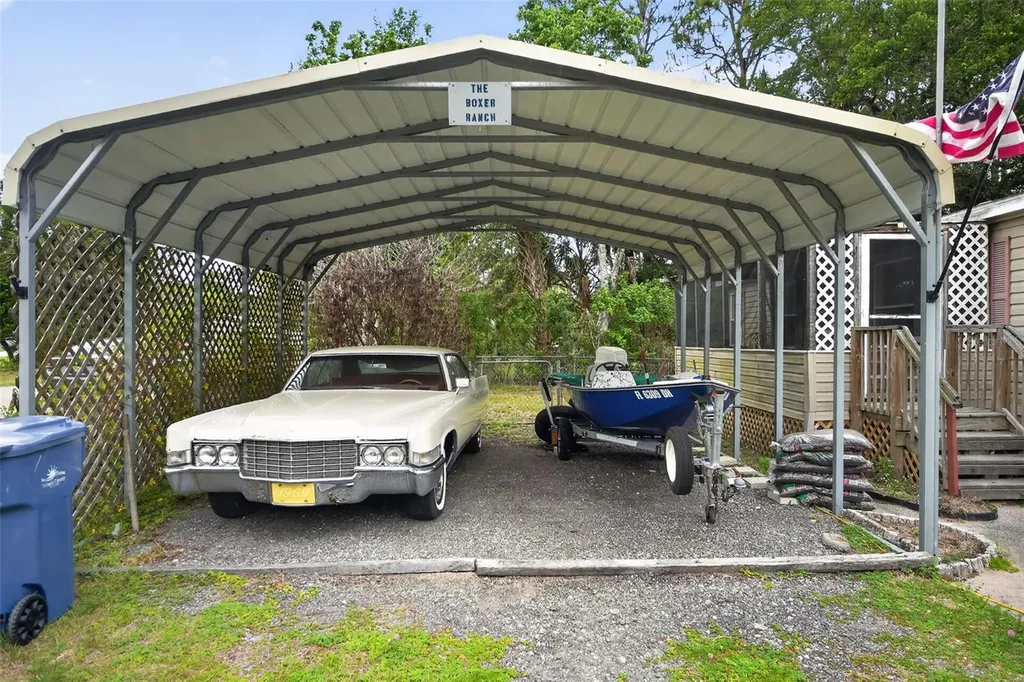 163 West Street Oak Hill FL 32759