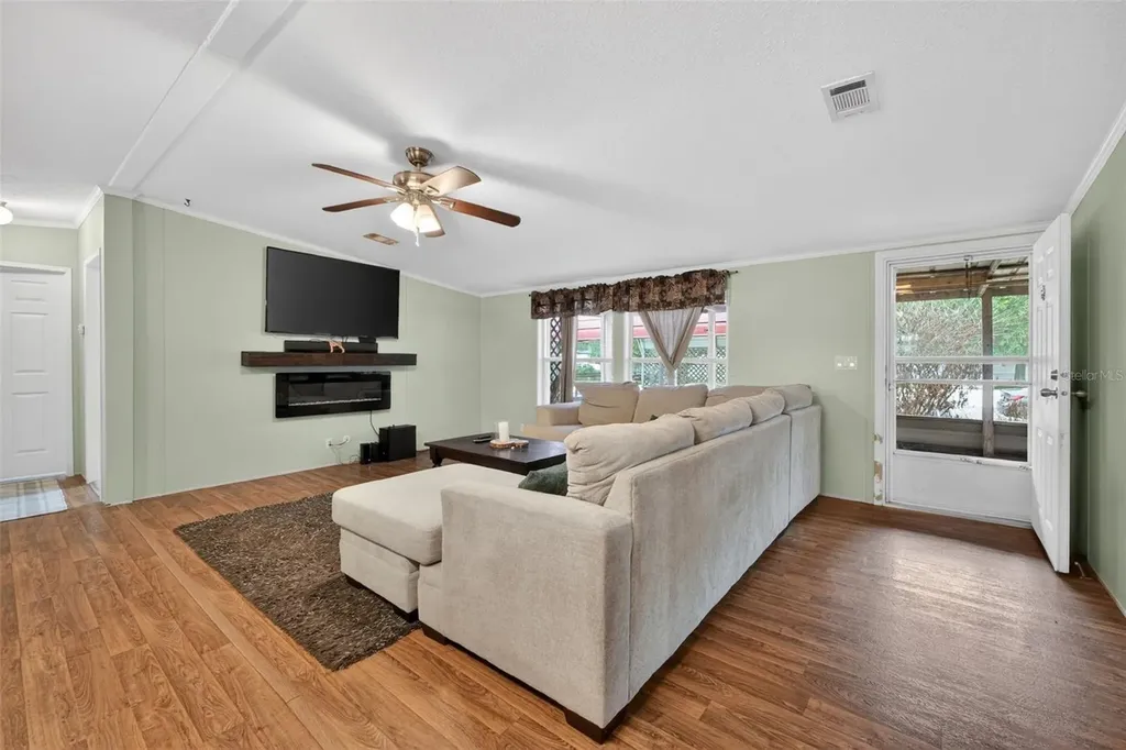 163 West Street Oak Hill FL 32759