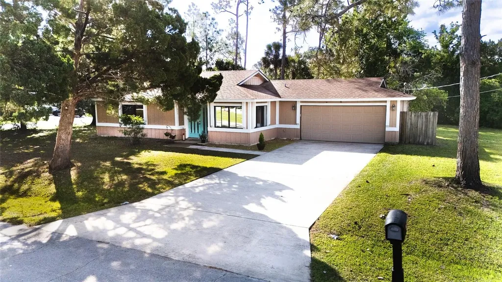 8 Lladd Court Palm Coast FL 32164